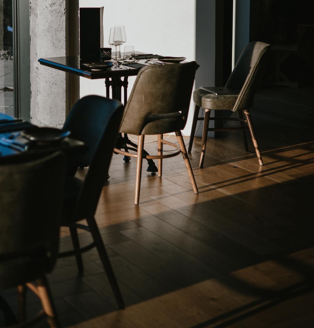 BLACK FRIDAY | 20,5 mm Oak Whalebone | Herringbone plank